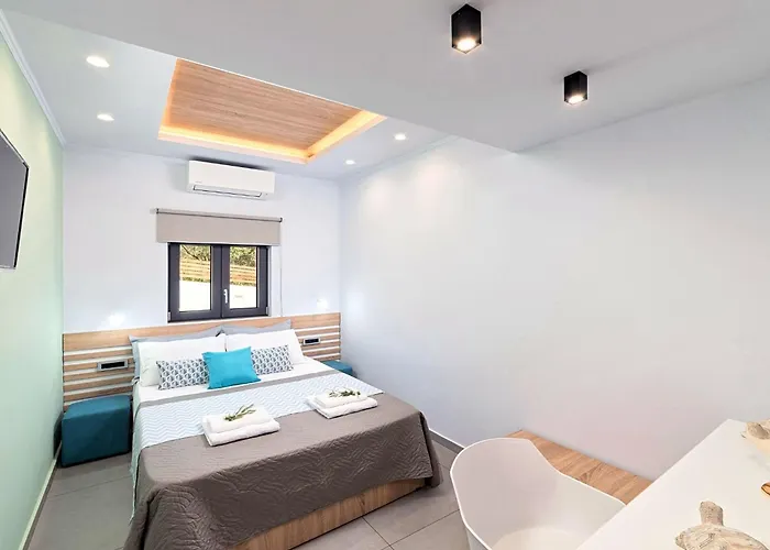 בית נופש Stavento Luxus Privater Pool By Interhome